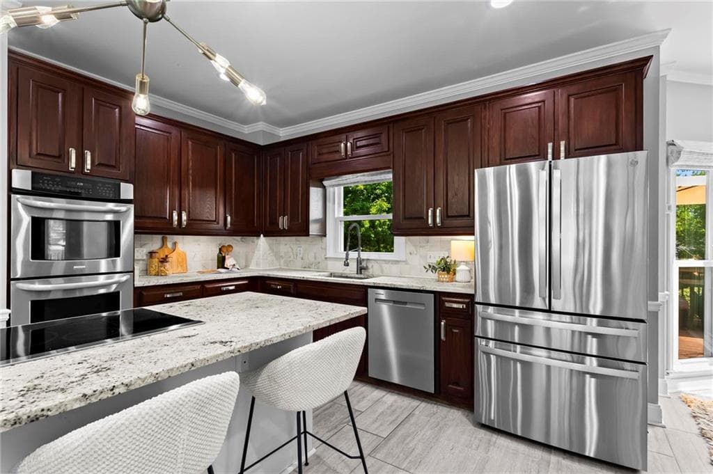 5 bedroom, 4 bathroom, 4,187 sq ft single family residence for sale at 8325 Riverbirch Drive, Roswell, GA 30076 — photo 7