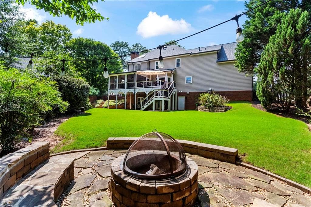 5 bedroom, 4 bathroom, 4,187 sq ft single family residence for sale at 8325 Riverbirch Drive, Roswell, GA 30076 — photo 5