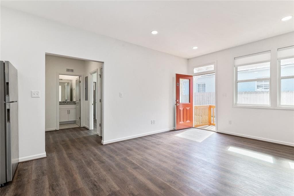 1 bedroom, 1 bathroom, 535 sq ft triplex for rent at 1060 Grant Way B, Atlanta, GA 30315 for $1,400 a month — photo 6