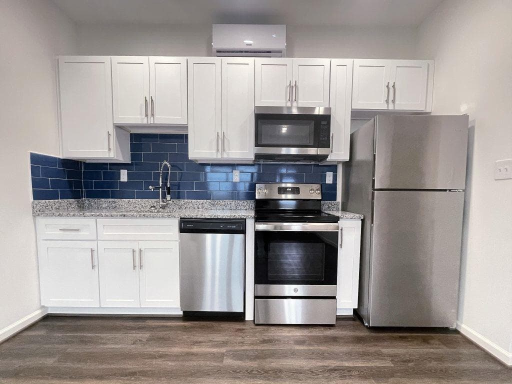 1 bedroom, 1 bathroom, 535 sq ft triplex for rent at 1060 Grant Way B, Atlanta, GA 30315 for $1,400 a month — photo 7