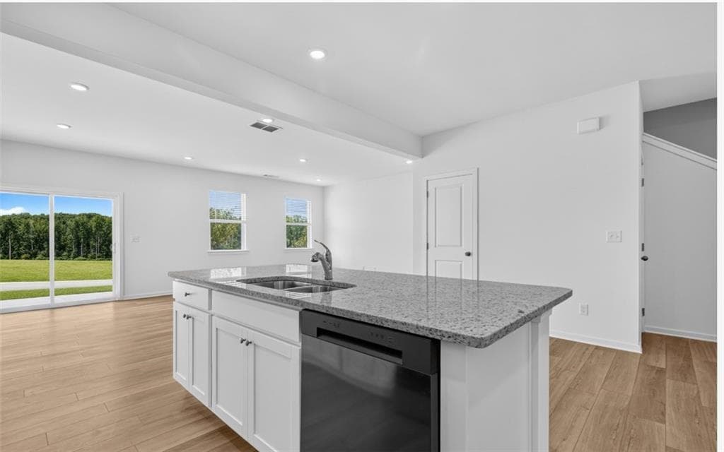 4 bedroom, 3 bathroom, 1,892 sq ft single family residence for sale at 2275 Linden Pass, Douglasville, GA 30135 — photo 6