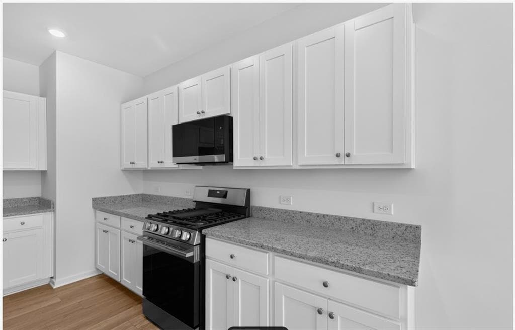 4 bedroom, 3 bathroom, 1,892 sq ft single family residence for sale at 2275 Linden Pass, Douglasville, GA 30135 — photo 7