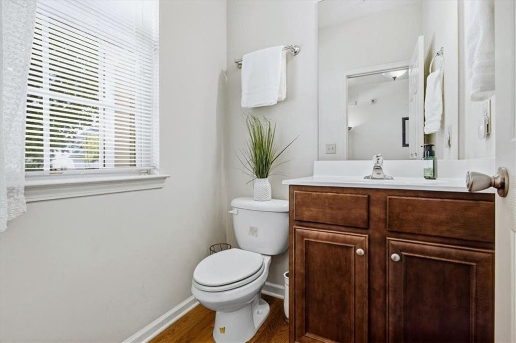 4 bedroom, 3 bathroom, 2,044 sq ft single family residence for sale at 2474 Wingfield Drive, Austell, GA 30106 — photo 6