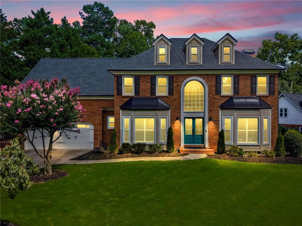 5 bedroom, 4 bathroom, 4,187 sq ft single family residence for sale at 8325 Riverbirch Drive, Roswell, GA 30076 — photo 2