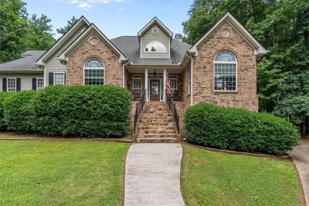 4 bedroom, 3 bathroom, 2,758 sq ft single family residence for sale at 4050 Golfview Court, Villa Rica, GA 30180