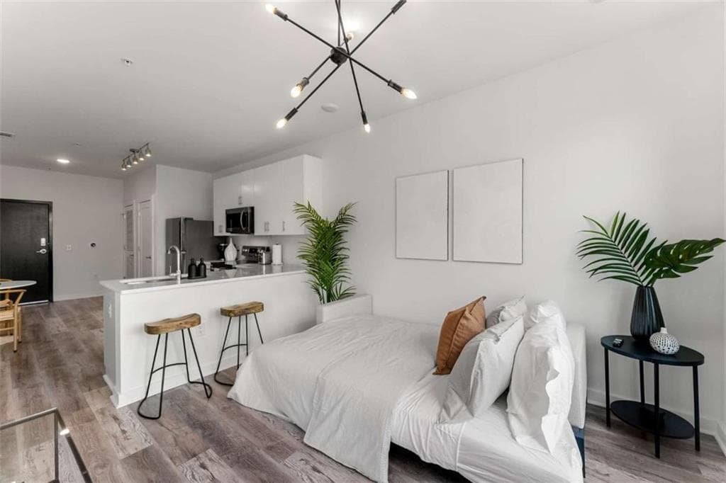 1 bedroom, 1 bathroom, 653 sq ft condominium for sale at 525 Parkway Drive APT 505, Atlanta, GA 30308 — photo 4