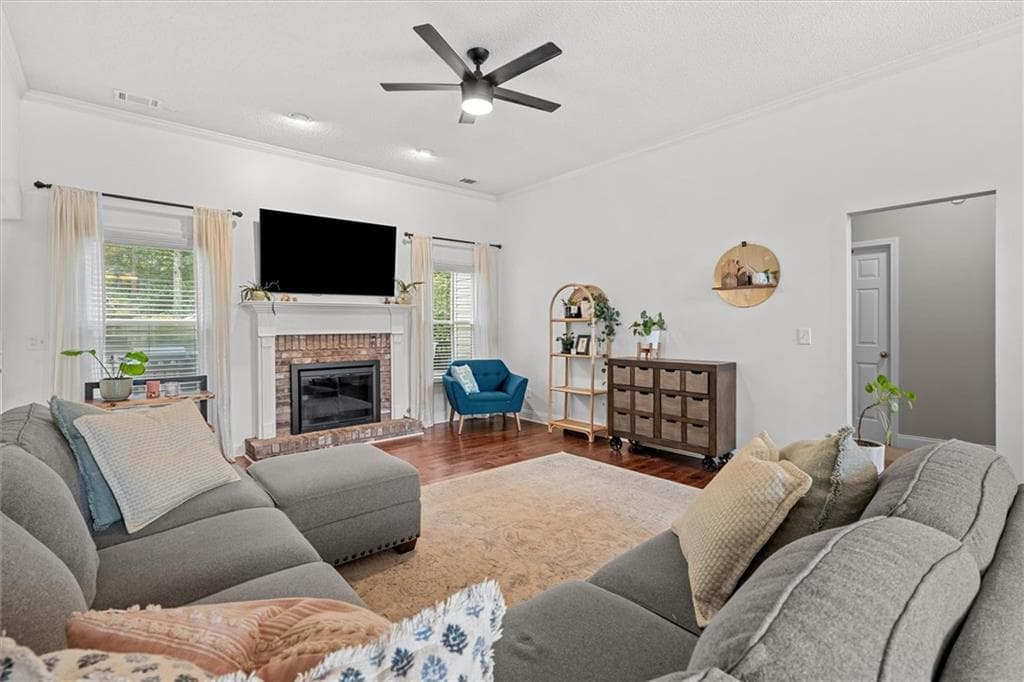 4 bedroom, 3 bathroom, 2,612 sq ft single family residence under contract at 5025 Starla Lane, Douglasville, GA 30135 — photo 9