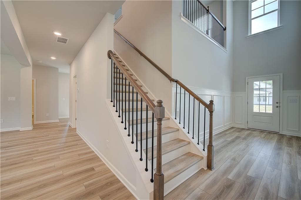 5 bedroom, 5 bathroom, 3,699 sq ft single family residence for sale at 3662 Woody Way, Loganville, GA 30052 — photo 6