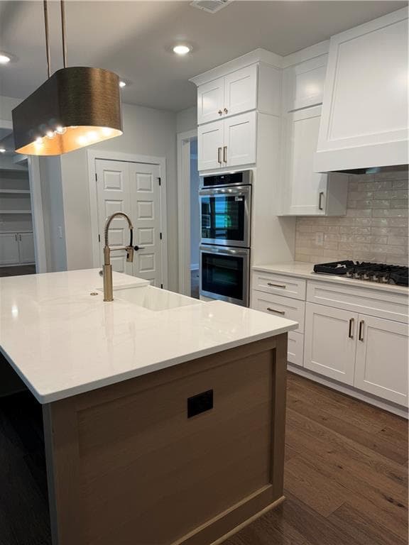 5 bedroom, 4 bathroom, 3,280 sq ft single family residence for sale at 2958 Graham Gardens Lane, Marietta, GA 30062 — photo 4