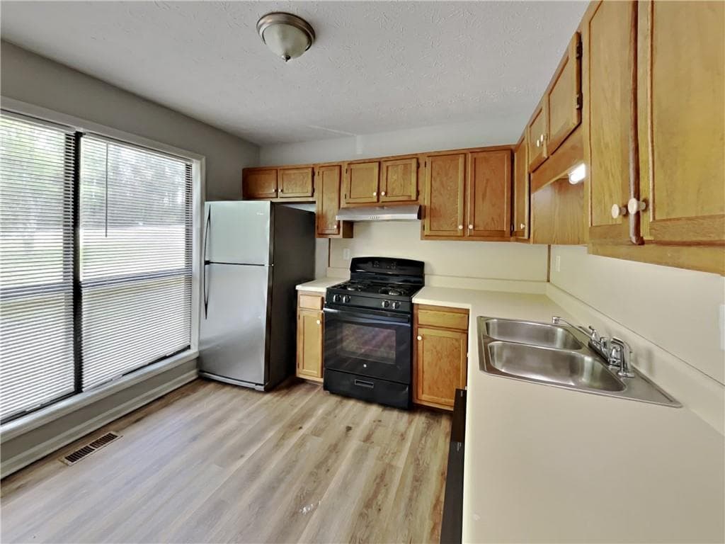 3 bedroom, 2 bathroom, 1,638 sq ft single family residence for rent at 2664 Bomar Road, Douglasville, GA 30135 for $1,710 a month — photo 2