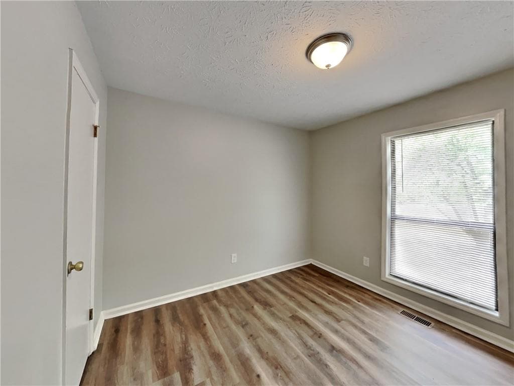 3 bedroom, 2 bathroom, 1,638 sq ft single family residence for rent at 2664 Bomar Road, Douglasville, GA 30135 for $1,710 a month — photo 10