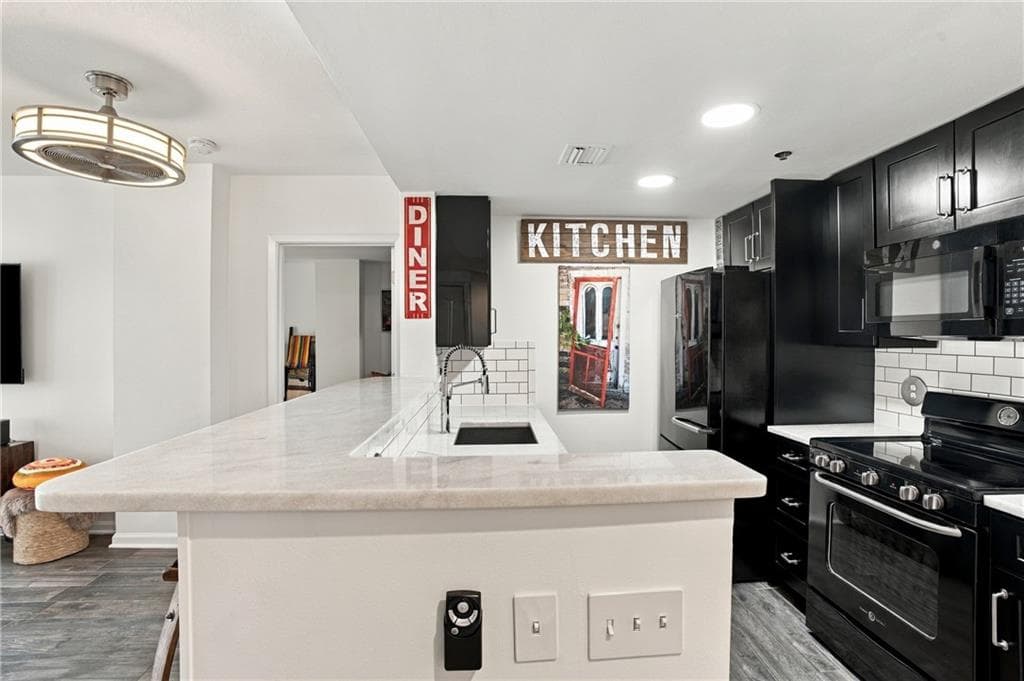 1 bedroom, 1 bathroom, 772 sq ft condominium for sale at 1280 W Peachtree Street 812, Atlanta, GA 30309 — photo 10