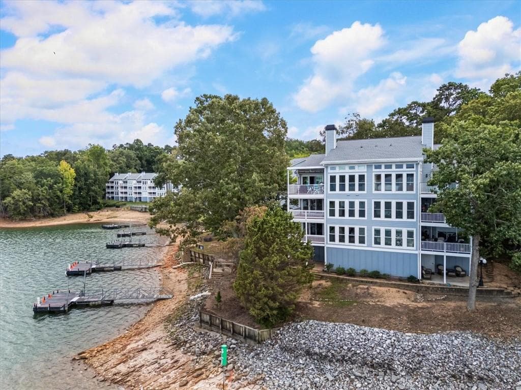 2 bedroom, 2 bathroom, 1,489 sq ft condominium for rent at 2100 Habersham Marina Road 201E, Cumming, GA 30041 for $3,500 a month