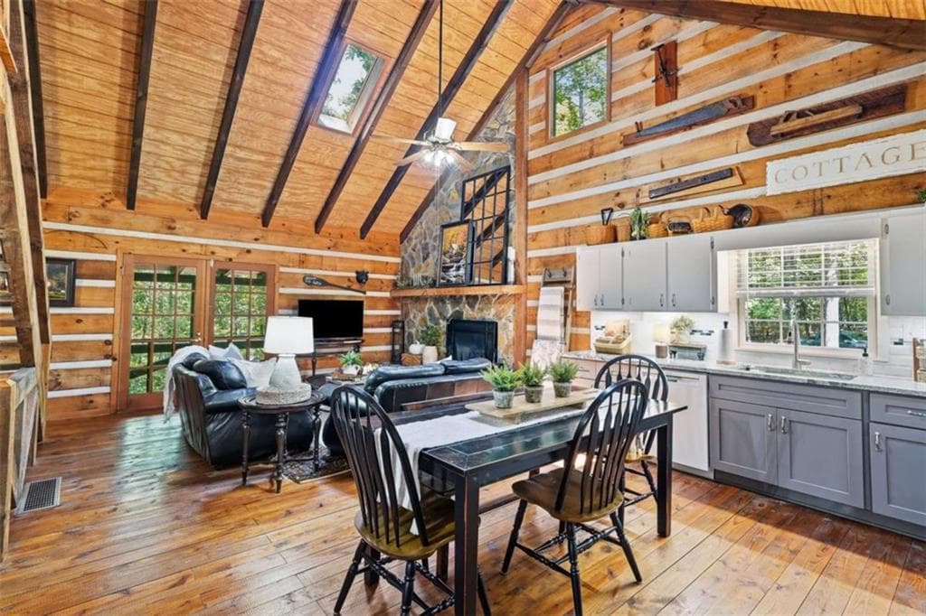 3 bedroom, 2 bathroom, 1,872 sq ft single family residence for sale at 46 Gooseberry Trail, Blue Ridge, GA 30513 — photo 5