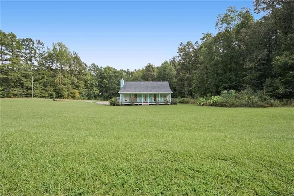 3 bedroom, 2 bathroom, 1,368 sq ft single family residence for sale at 372 Highway 101, Dallas, GA 30157 — photo 4