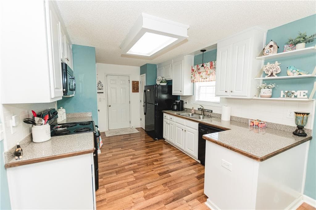 3 bedroom, 2 bathroom, 1,410 sq ft single family residence for sale at 795 Morris Lane, Winder, GA 30680 — photo 3