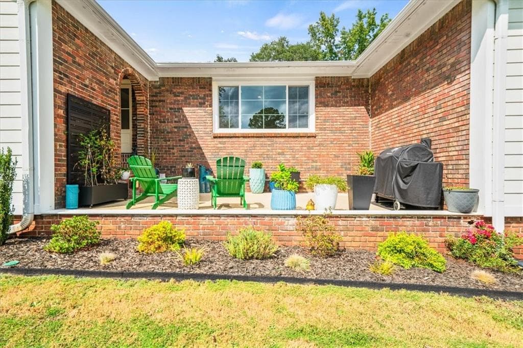 3 bedroom, 4 bathroom, 2,604 sq ft single family residence for sale at 700 John Ward Road, Marietta, GA 30064 — photo 4