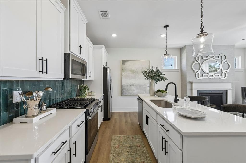 3 bedroom, 3 bathroom, 1,665 sq ft townhouse for sale at 259 Barracks Way 876, Hoschton, GA 30548 — photo 10