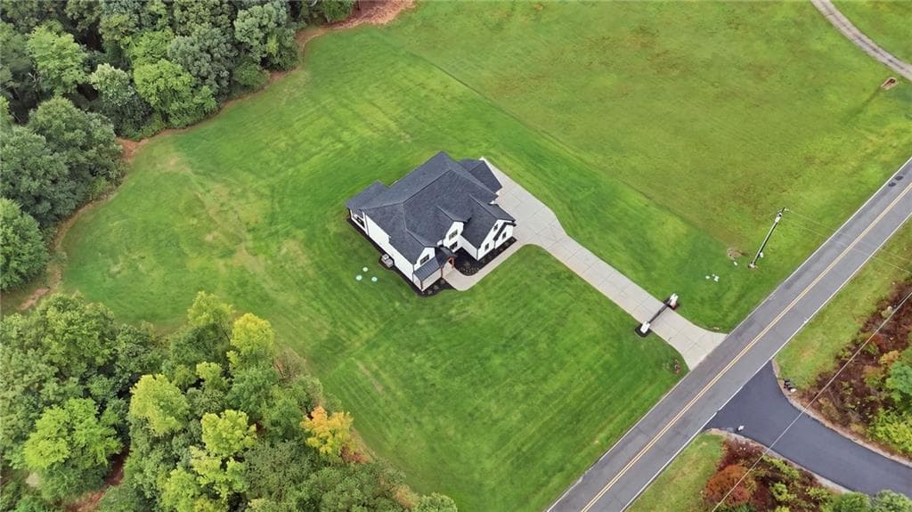 5 bedroom, 5 bathroom, 4,437 sq ft single family residence under contract at 2087 Creek Nation Road, Jefferson, GA 30549 — photo 3