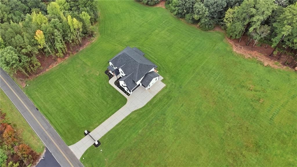 5 bedroom, 5 bathroom, 4,437 sq ft single family residence under contract at 2087 Creek Nation Road, Jefferson, GA 30549 — photo 4