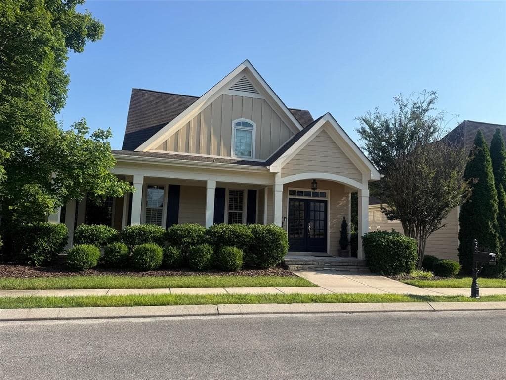4 bedroom, 3 bathroom single family residence under contract at 2139 Holden Farm Place, Ooltewah, TN 37363