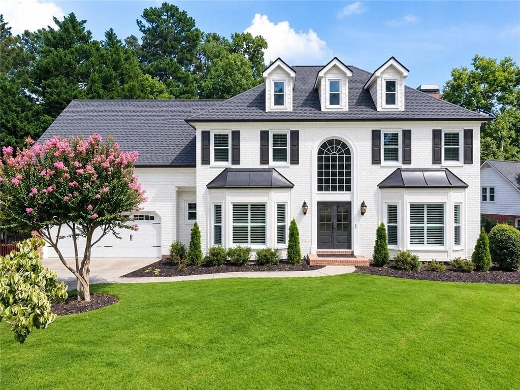 5 bedroom, 4 bathroom, 4,187 sq ft single family residence for sale at 8325 Riverbirch Drive, Roswell, GA 30076 — photo 3