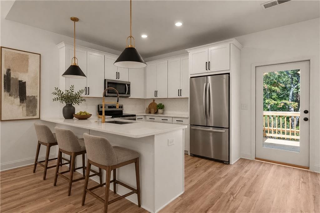 4 bedroom, 3 bathroom, 2,142 sq ft single family residence for sale at 129 Morse Elm Loop, Waleska, GA 30183 — photo 5