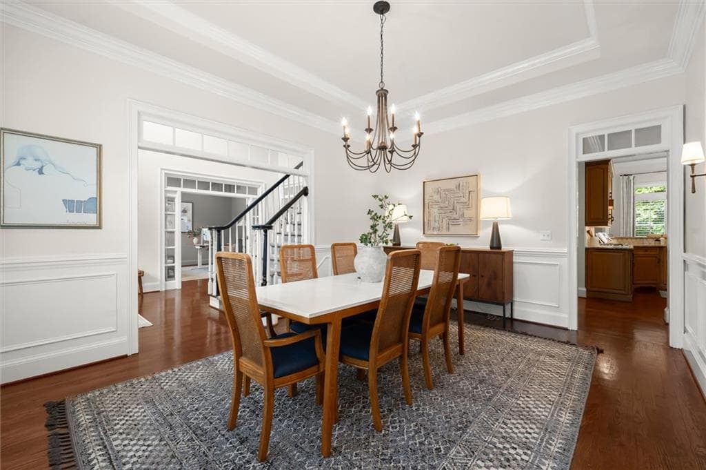 7 bedroom, 6 bathroom, 5,866 sq ft single family residence for sale at 505 W Magnolia Circle, Johns Creek, GA 30005 — photo 8