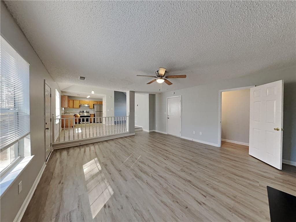3 bedroom, 3 bathroom, 1,684 sq ft single family residence for rent at 7010 Mahogany Drive, Fairburn, GA 30213 for $1,995 a month — photo 3