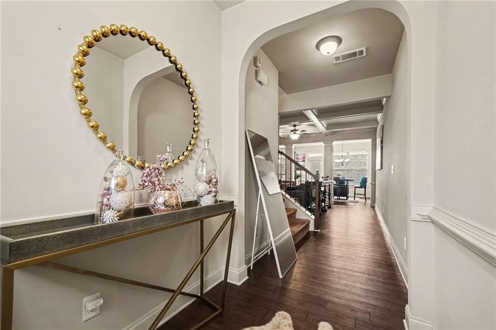 3 bedroom, 3 bathroom, 1,980 sq ft townhouse for sale at 5034 White Oak Street, Smyrna, GA 30080 — photo 2