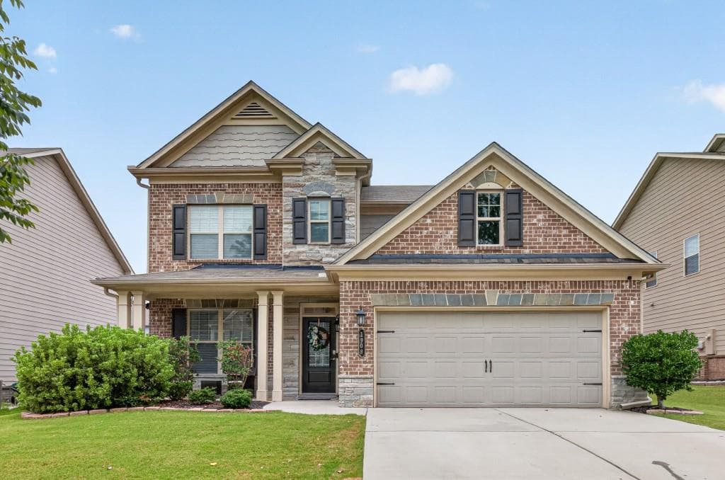 4 bedroom, 4 bathroom, 2,748 sq ft home for sale at 1908 Lakeview Bend Way, Buford, GA