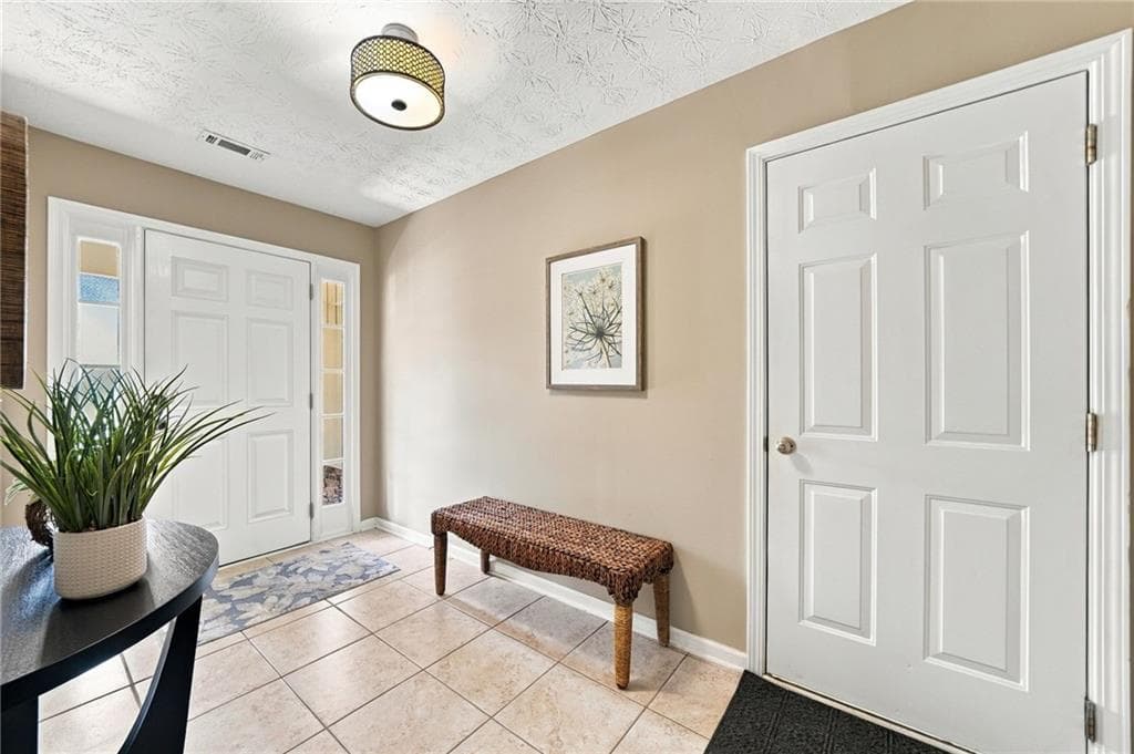 3 bedroom, 2 bathroom, 2,061 sq ft single family residence for sale at 128 Village Drive, Canton, GA 30114 — photo 8