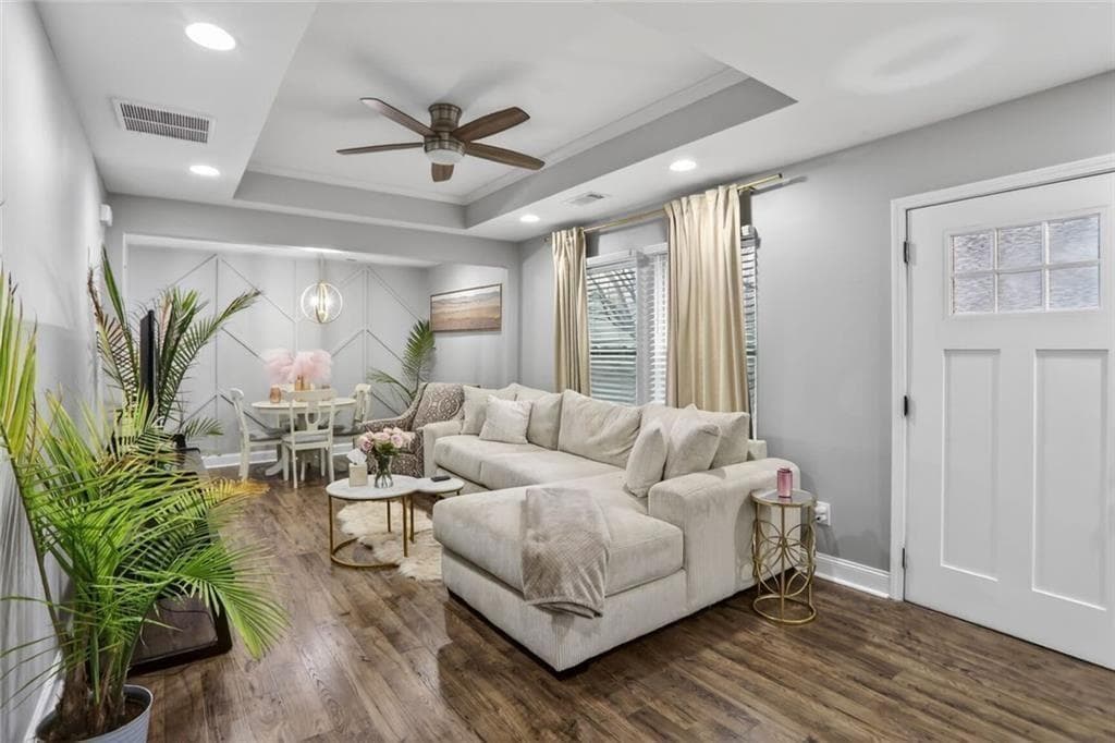 3 bedroom, 2 bathroom, 1,418 sq ft single family residence for sale at 1963 Headland Drive, East Point, GA 30344 — photo 4