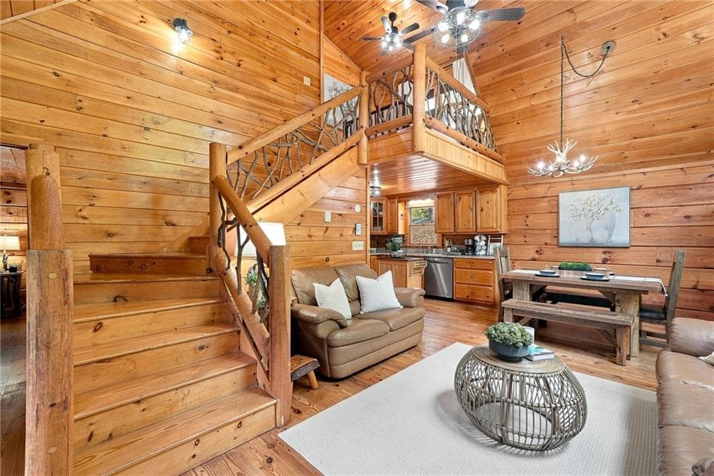 3 bedroom, 3 bathroom, 720 sq ft single family residence for sale at 405 Donna Lee Lane, Mineral Bluff, GA 30559 — photo 6
