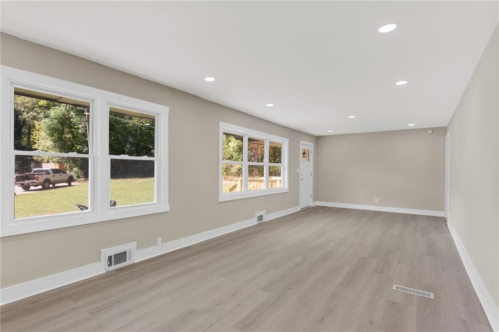 3 bedroom, 4 bathroom, 1,900 sq ft single family residence for sale at 2780 Long Way, Decatur, GA 30032 — photo 6