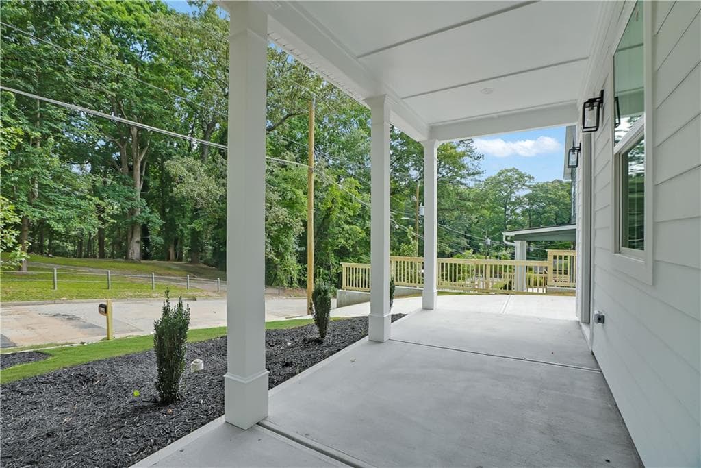 4 bedroom, 3 bathroom, 1,752 sq ft single family residence for sale at 1808 Charles Place, Atlanta, GA 30318 — photo 4