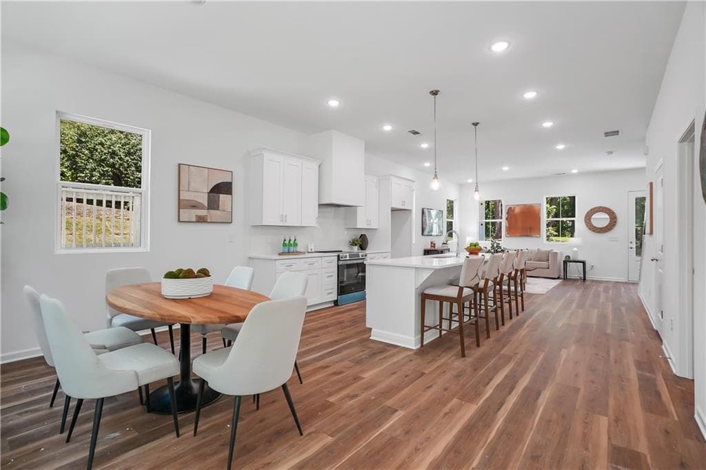 4 bedroom, 3 bathroom, 1,752 sq ft single family residence for sale at 1808 Charles Place, Atlanta, GA 30318 — photo 10