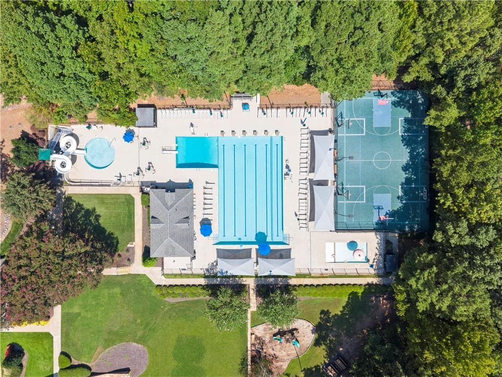 7 bedroom, 6 bathroom, 5,866 sq ft single family residence for sale at 505 W Magnolia Circle, Johns Creek, GA 30005 — photo 2