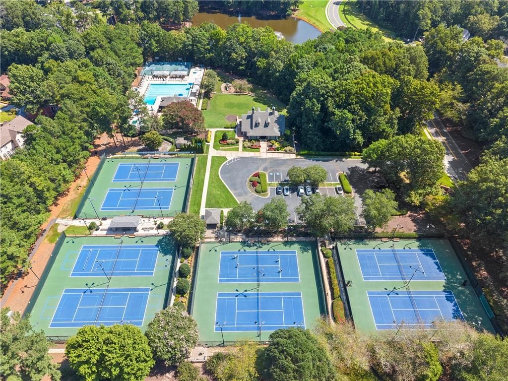 7 bedroom, 6 bathroom, 5,866 sq ft single family residence for sale at 505 W Magnolia Circle, Johns Creek, GA 30005 — photo 3
