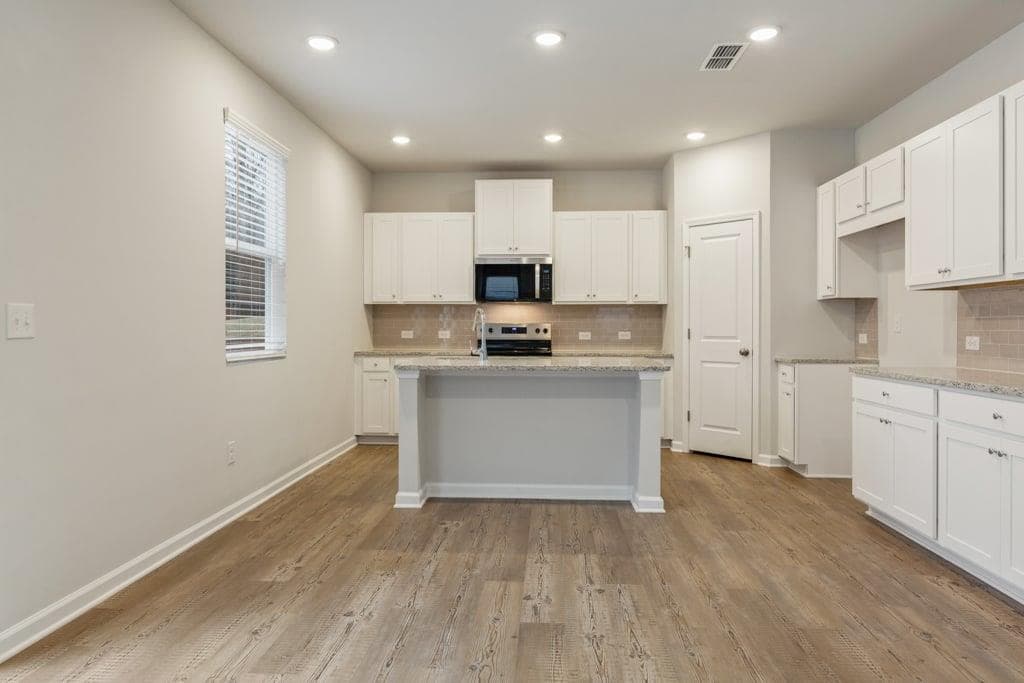 5 bedroom, 4 bathroom, 2,343 sq ft single family residence for sale at 8031 Dickens Drive, Fairburn, GA 30213 — photo 8