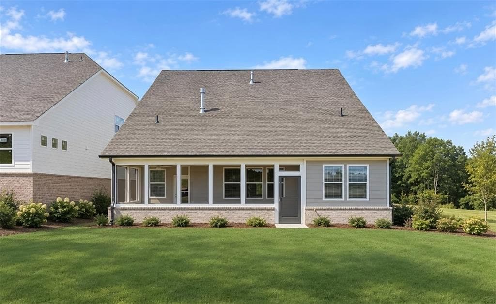 3 bedroom, 2 bathroom, 2,085 sq ft single family residence for sale at 2860 Freshwater Court, Gainesville, GA 30507 — photo 3
