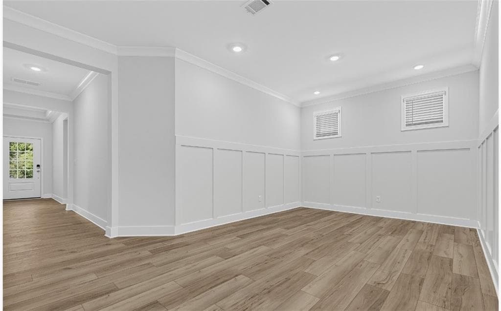 3 bedroom, 2 bathroom, 2,085 sq ft single family residence for sale at 2860 Freshwater Court, Gainesville, GA 30507 — photo 7