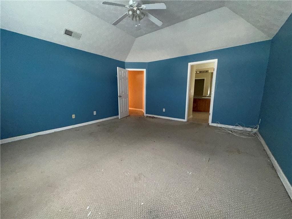5 bedroom, 3 bathroom, 2,776 sq ft single family residence for sale at 3503 Creekview Drive, Union City, GA 30291 — photo 3