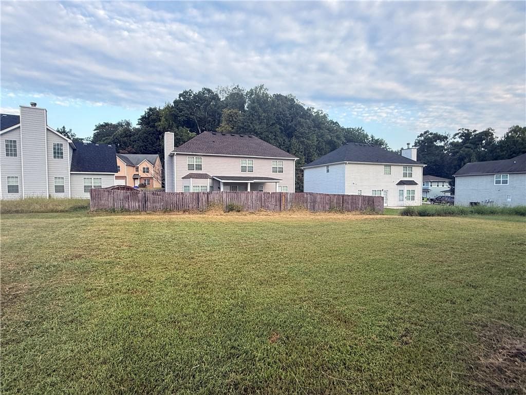 5 bedroom, 3 bathroom, 2,776 sq ft single family residence for sale at 3503 Creekview Drive, Union City, GA 30291 — photo 7