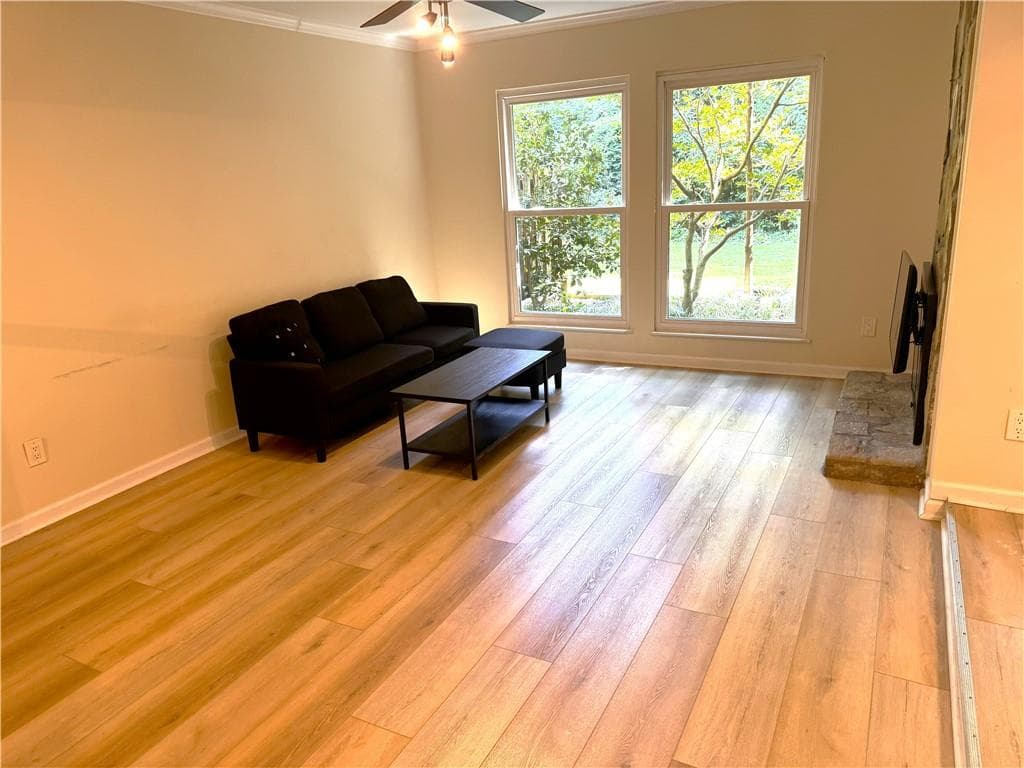 3 bedroom, 3 bathroom, 1,502 sq ft condominium for sale at 6400 Hawthorne Terrace, Peachtree Corners, GA 30092 — photo 7