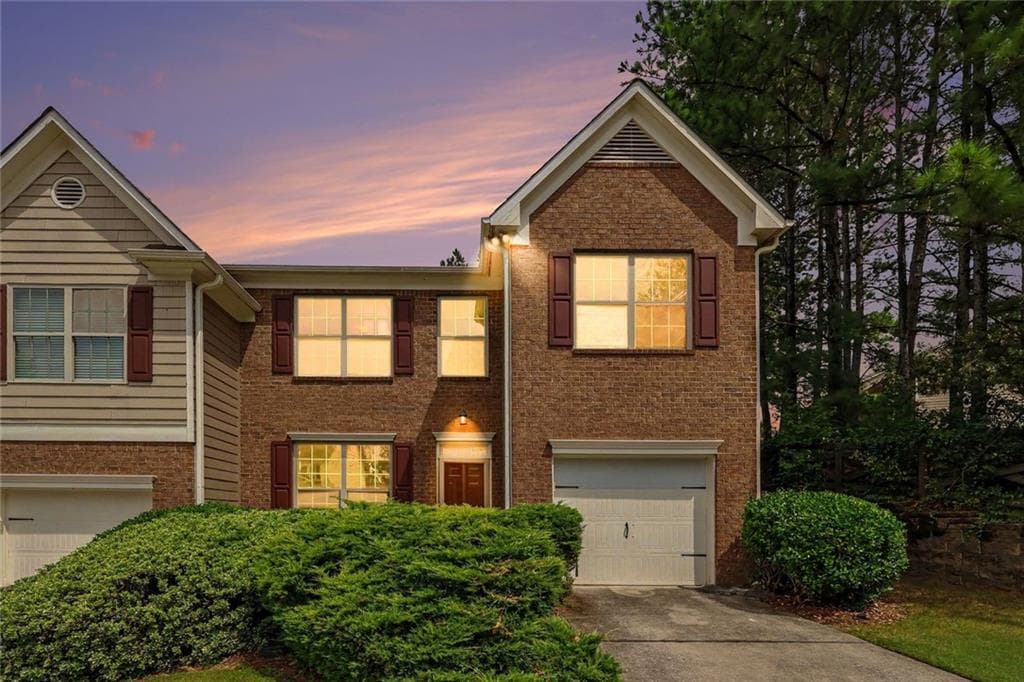 4 bedroom, 3 bathroom, 1,808 sq ft townhouse for sale at 480 Tufton Trail, Atlanta, GA 30354