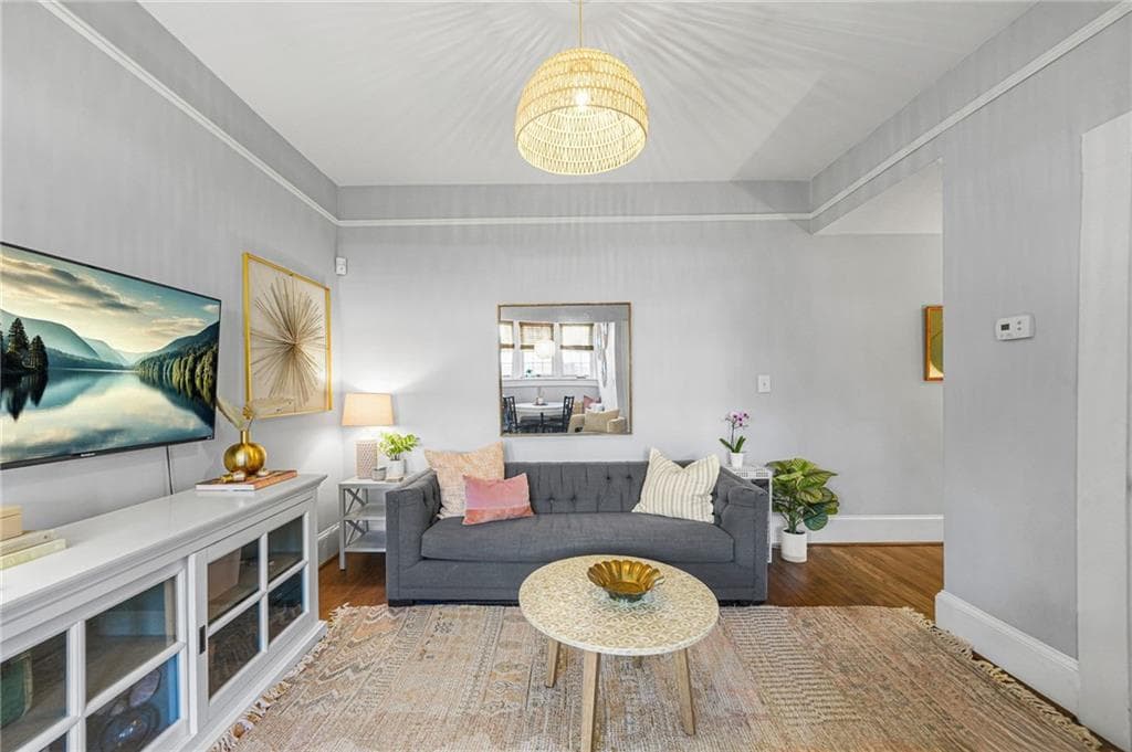 2 bedroom, 1 bathroom, 838 sq ft condominium for sale at 229 Ponce De Leon Avenue 1, Atlanta, GA 30308 — photo 5