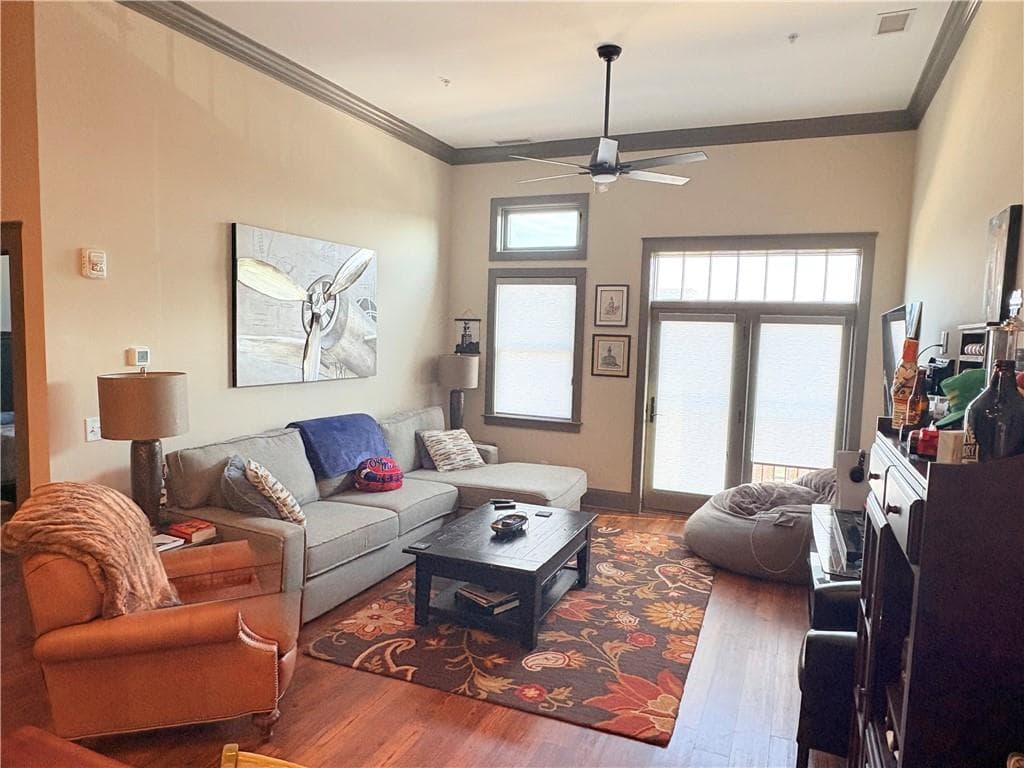 1 bedroom, 1 bathroom, 924 sq ft condominium for sale at 1 E 3rd Avenue 402, Rome, GA 30161 — photo 5