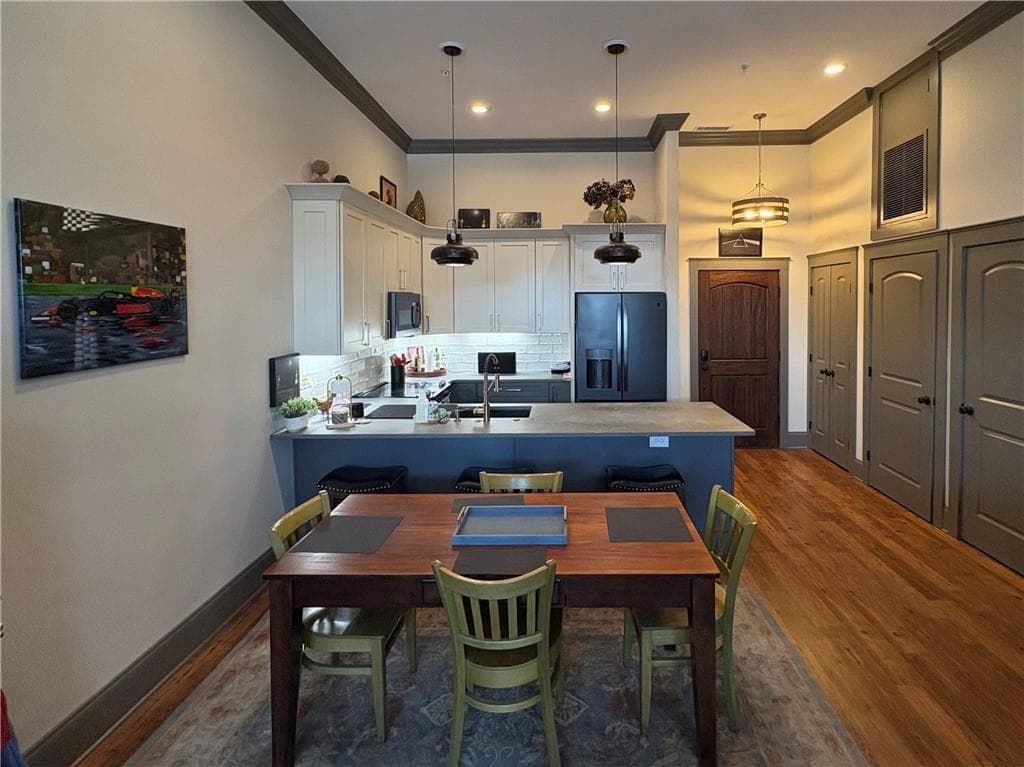 1 bedroom, 1 bathroom, 924 sq ft condominium for sale at 1 E 3rd Avenue 402, Rome, GA 30161 — photo 8