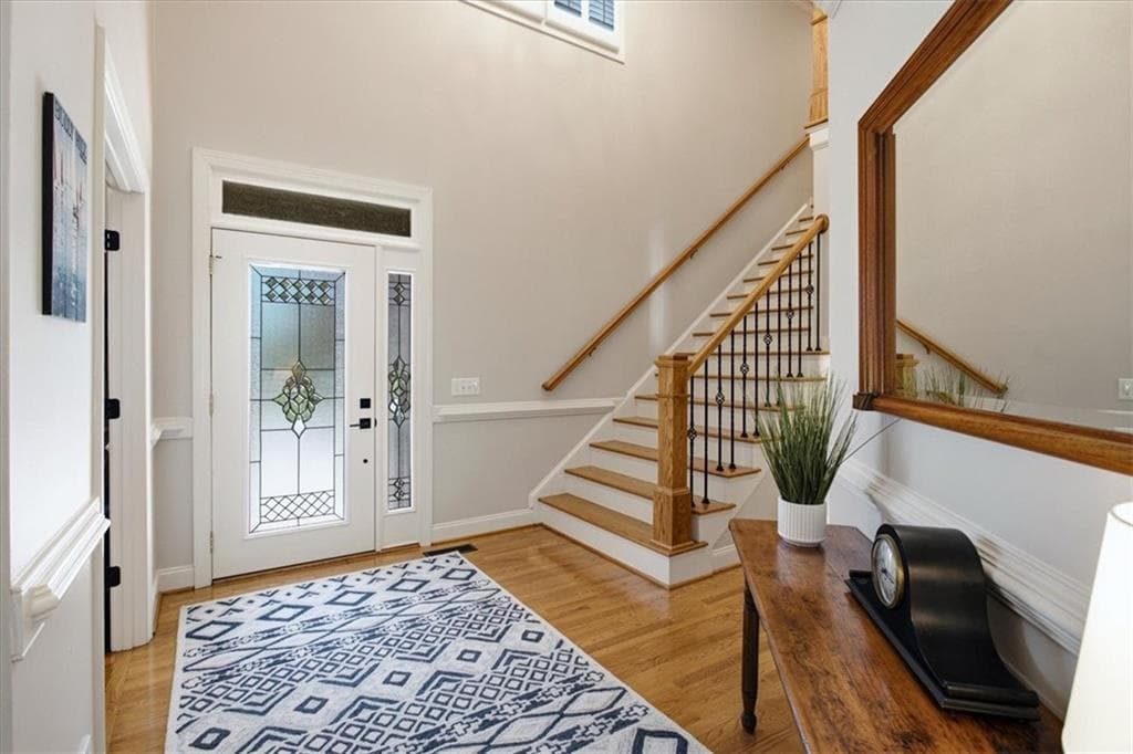 5 bedroom, 5 bathroom, 5,400 sq ft single family residence for sale at 795 River Rush Drive, Sugar Hill, GA 30518 — photo 5